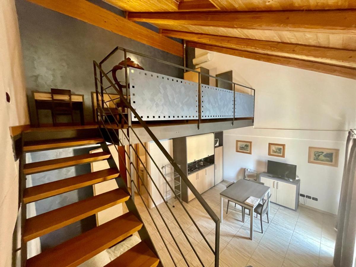 100 Torri Apartment Альба Экстерьер фото